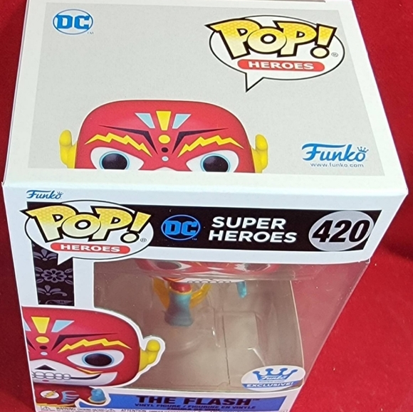 The flash funko exclusive # 420 (nib) With Pop Protector - Picture 4 of 7